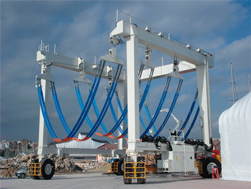 100 ton travel lift 