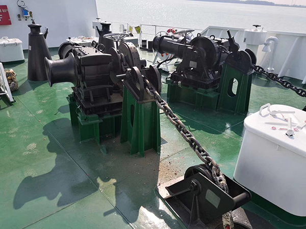 Electric Anchor Windlass for Sale