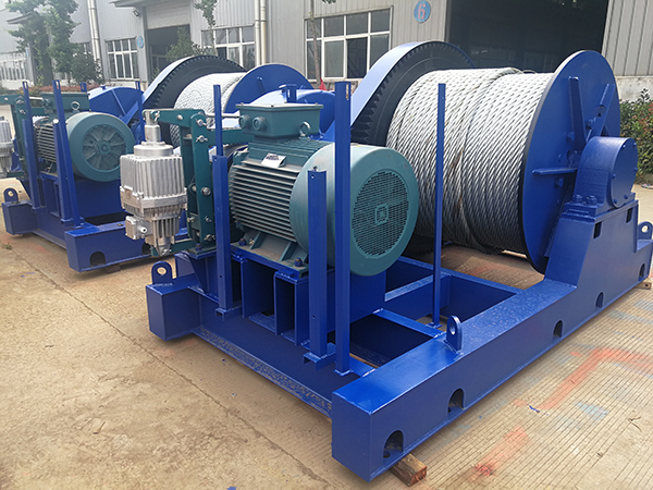 Heavy Duty Winches Manufacturer