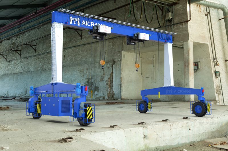 single beam rubber crane with two hoists