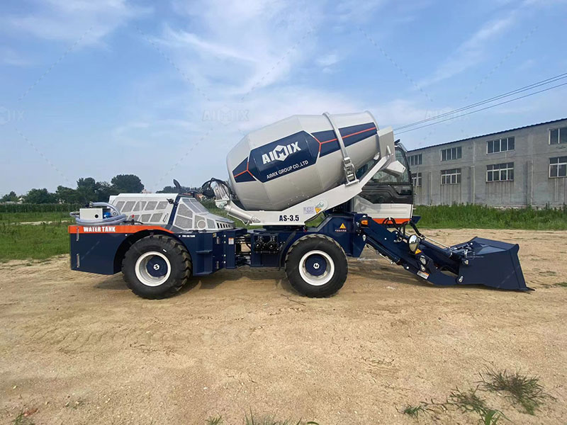Self Loading Concrete Mixer