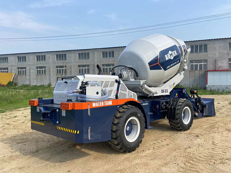 Self Loading Mixer Truck